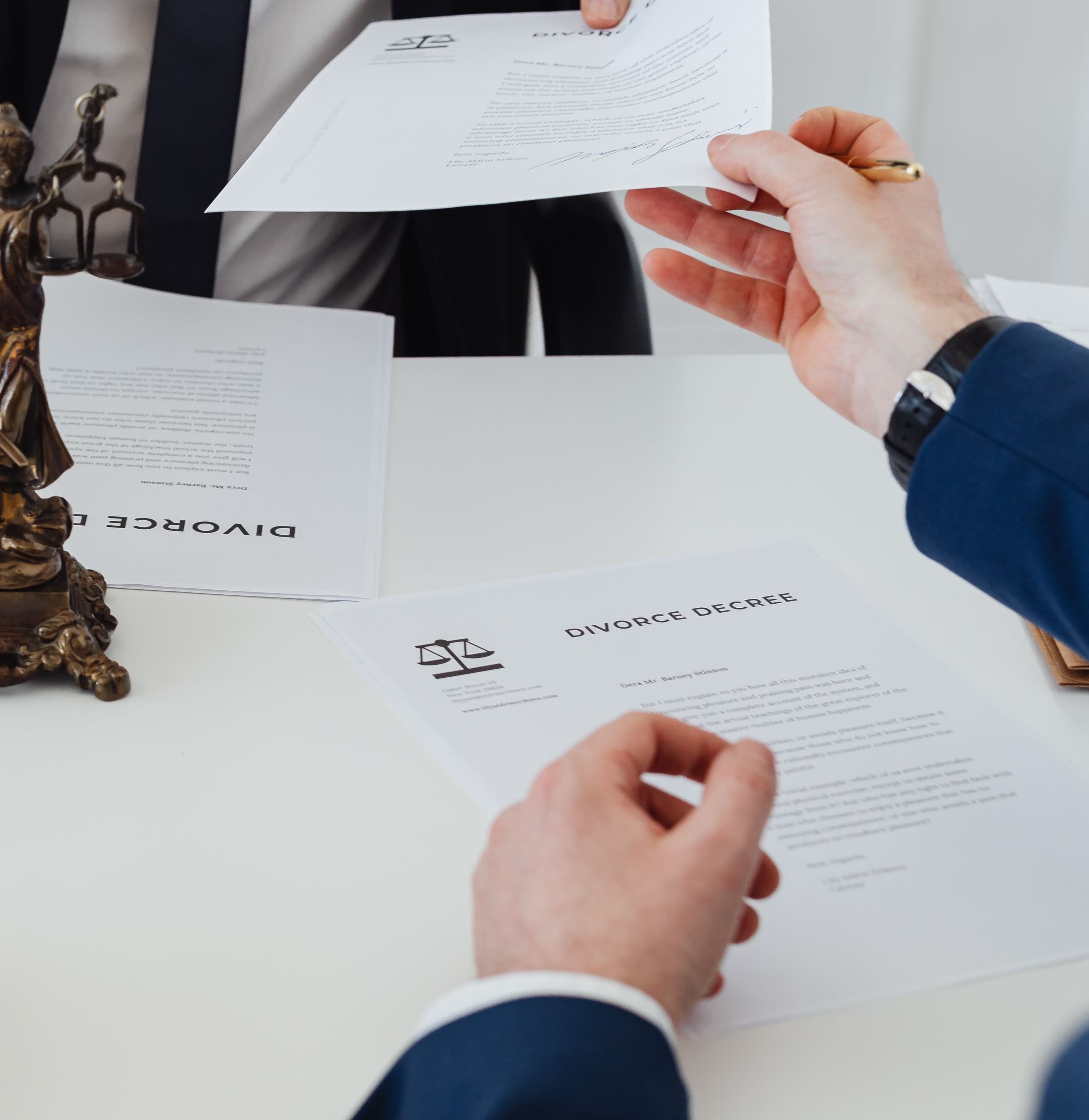 Bustillos Barragán y Asociados — Firma legal